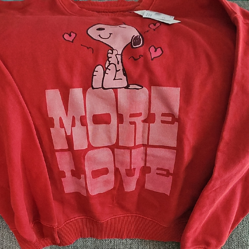 American Eagle Outfitters Red and Pink Sweatshirt Casual Crew Neck With SNOOPY